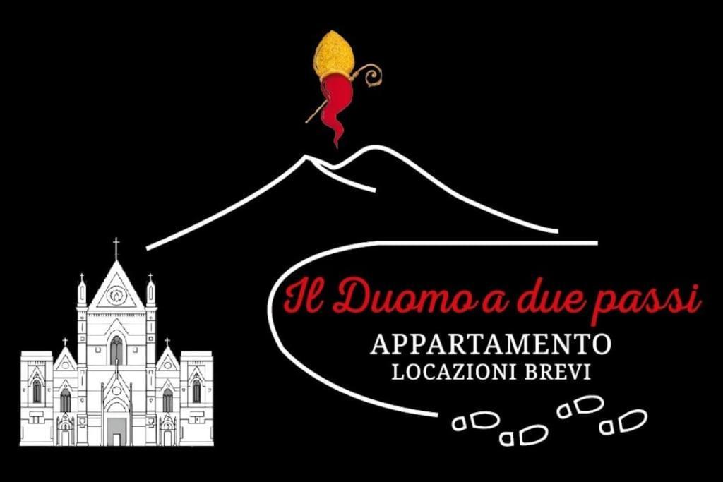 Apartamento Il Duomo A Due Passi Nápoles Exterior foto